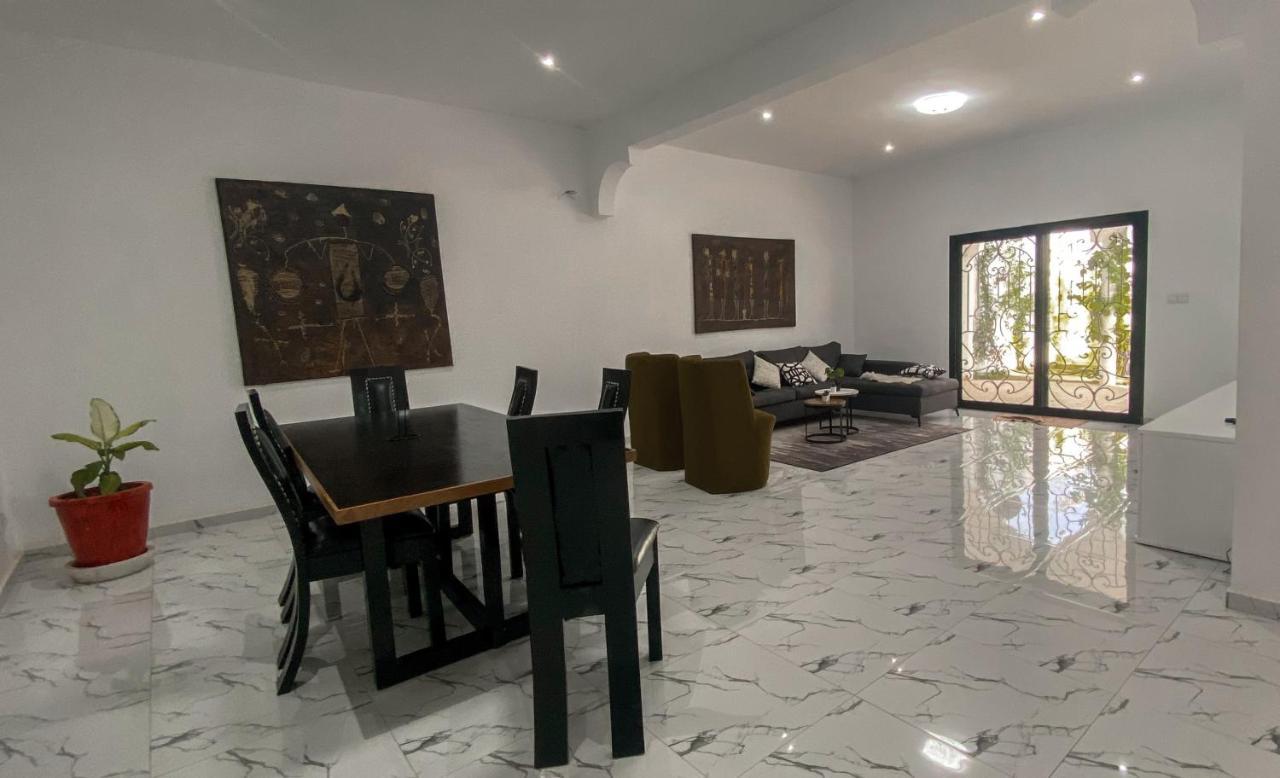 La Baraka, Extravagant Villa For 8 With Pool In Saly Gandigal Kültér fotó