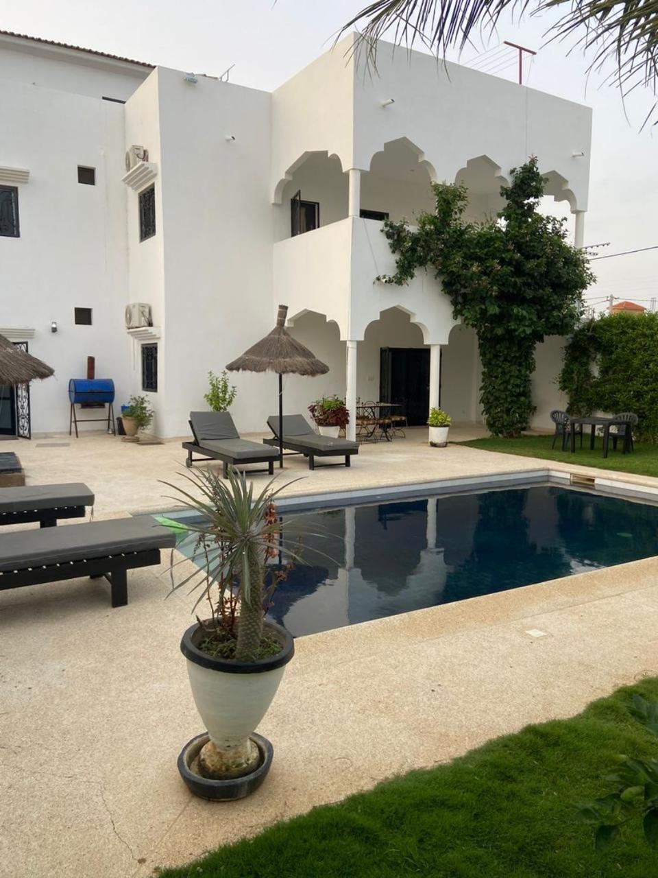 La Baraka, Extravagant Villa For 8 With Pool In Saly Gandigal Kültér fotó