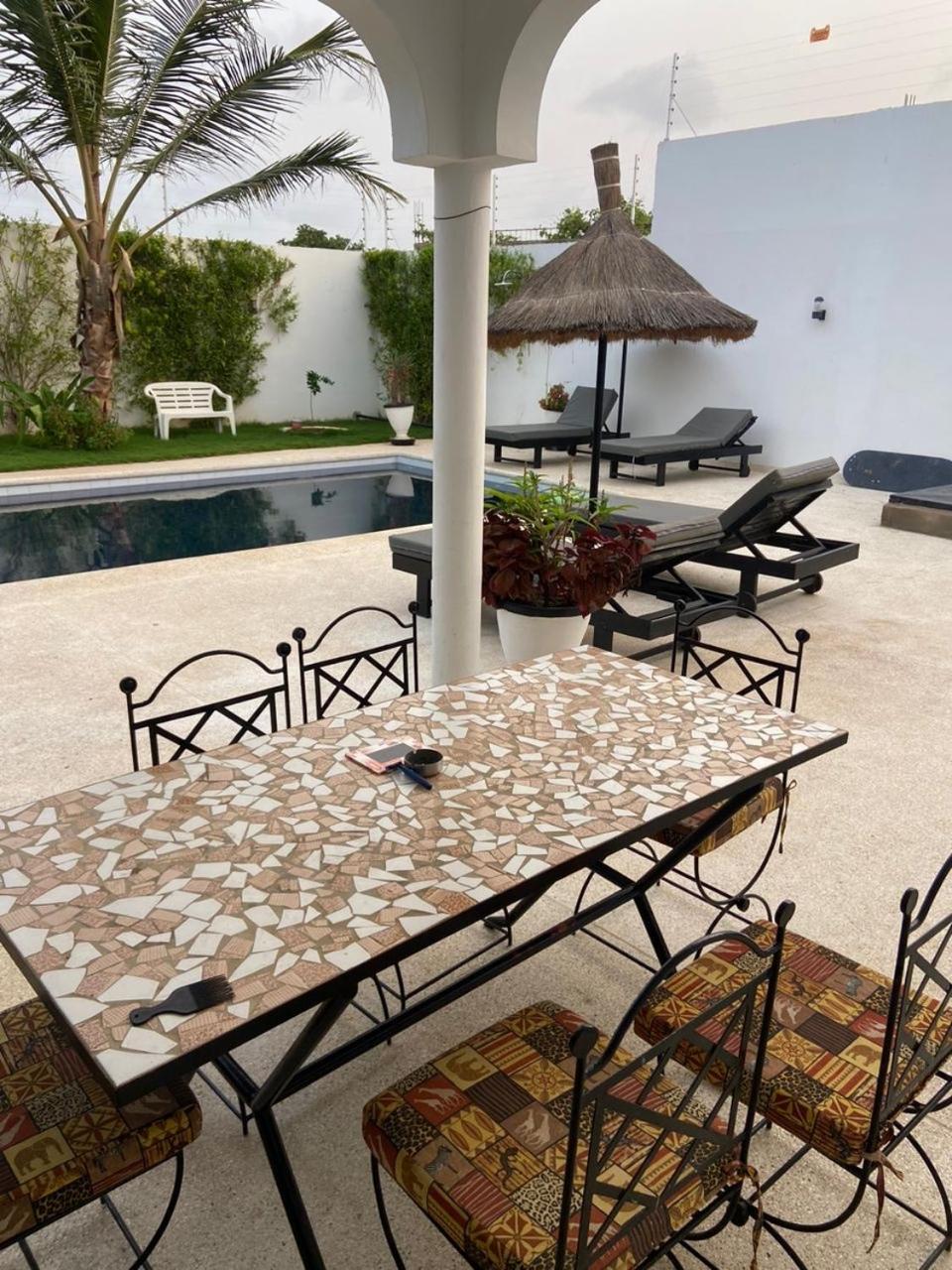 La Baraka, Extravagant Villa For 8 With Pool In Saly Gandigal Kültér fotó